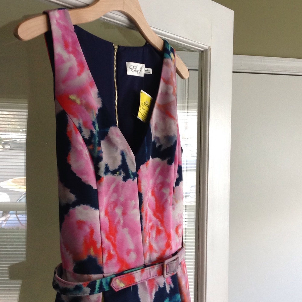 Cute midi dress